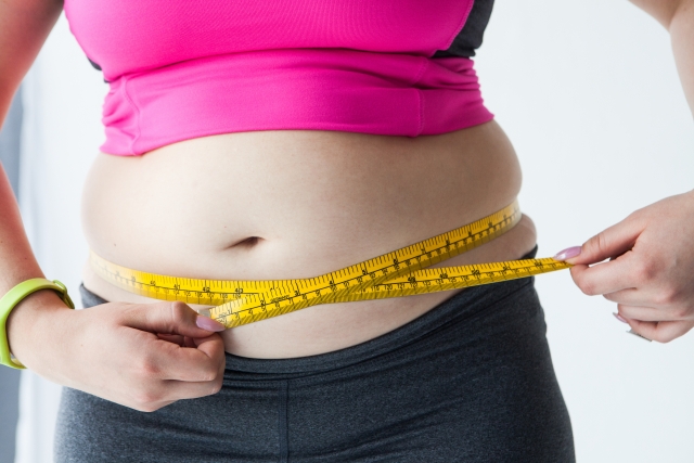 40代で太る女性の共通点はこれだった！食べてないのに太る人は必見！ 40歳からの足痩せダイエット
