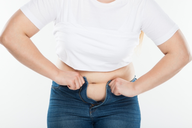 お腹の脂肪の落とし方が知りたい！女性の皮下脂肪は40代からがやばい 40歳からの足痩せダイエット